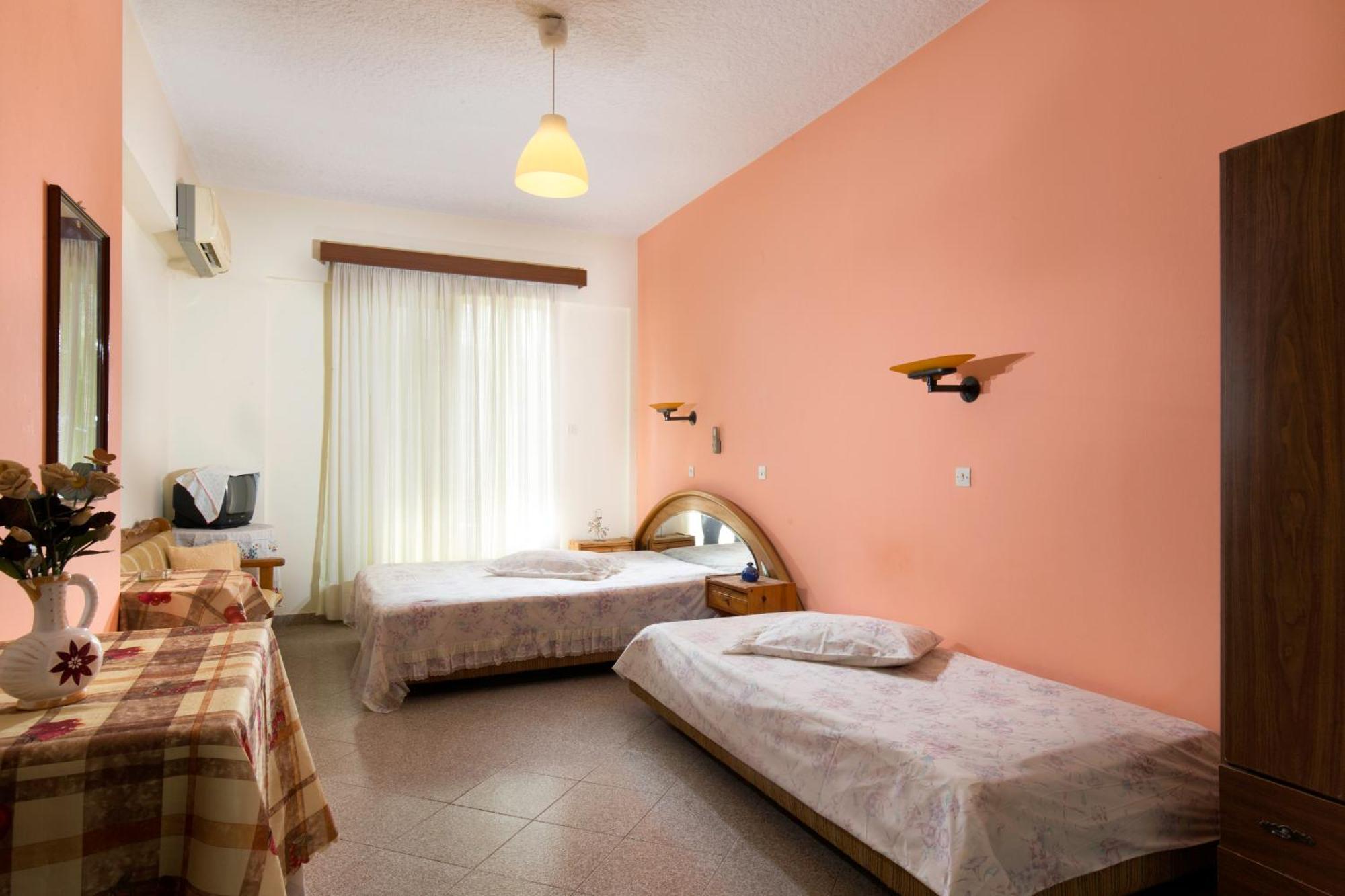 Cozy Archangelos Apartments With Private Parking Archangelos (Rhodes) Exterior foto